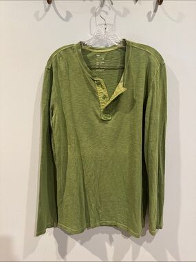Gap Men's Long Sleeve Slub Henley Green 3-button front Men’s Size Medium
